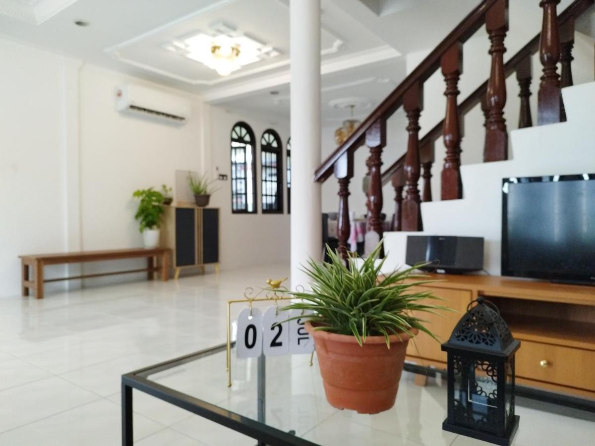 Grand Height Homestay 7A 10Pax 4Rooms Sibu Eksteriør bilde